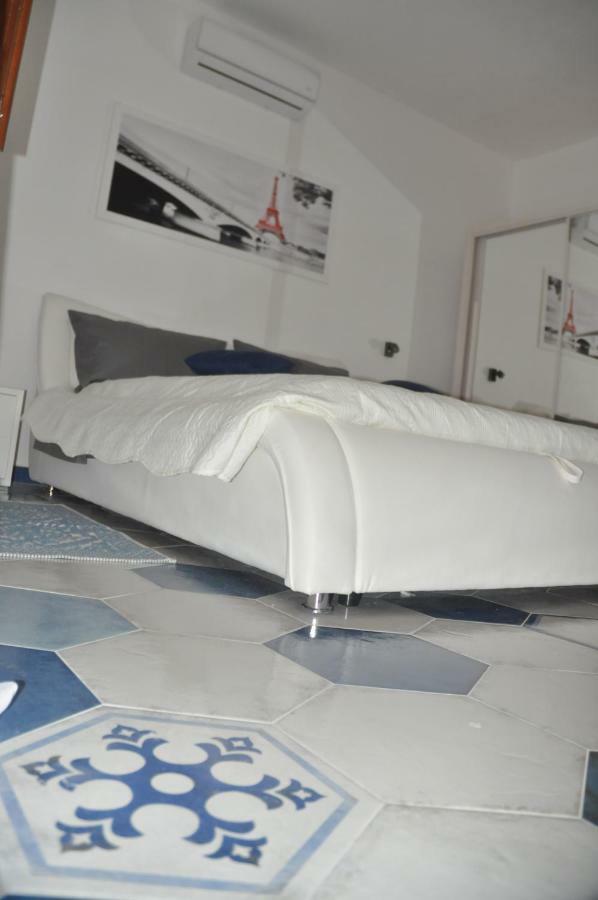 Suites De Mar Santa Teresa Gallura Kültér fotó