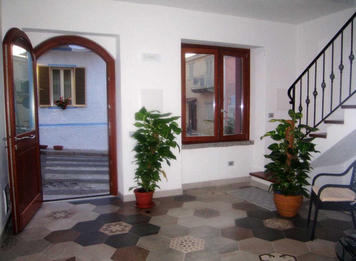 Suites De Mar Santa Teresa Gallura Kültér fotó