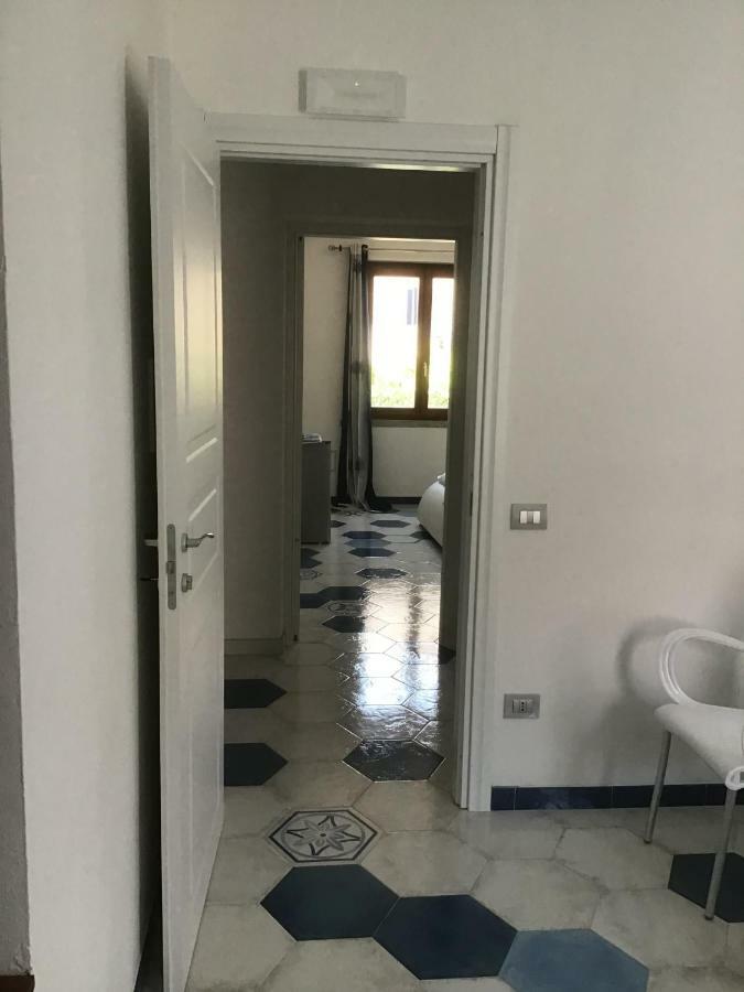 Suites De Mar Santa Teresa Gallura Kültér fotó