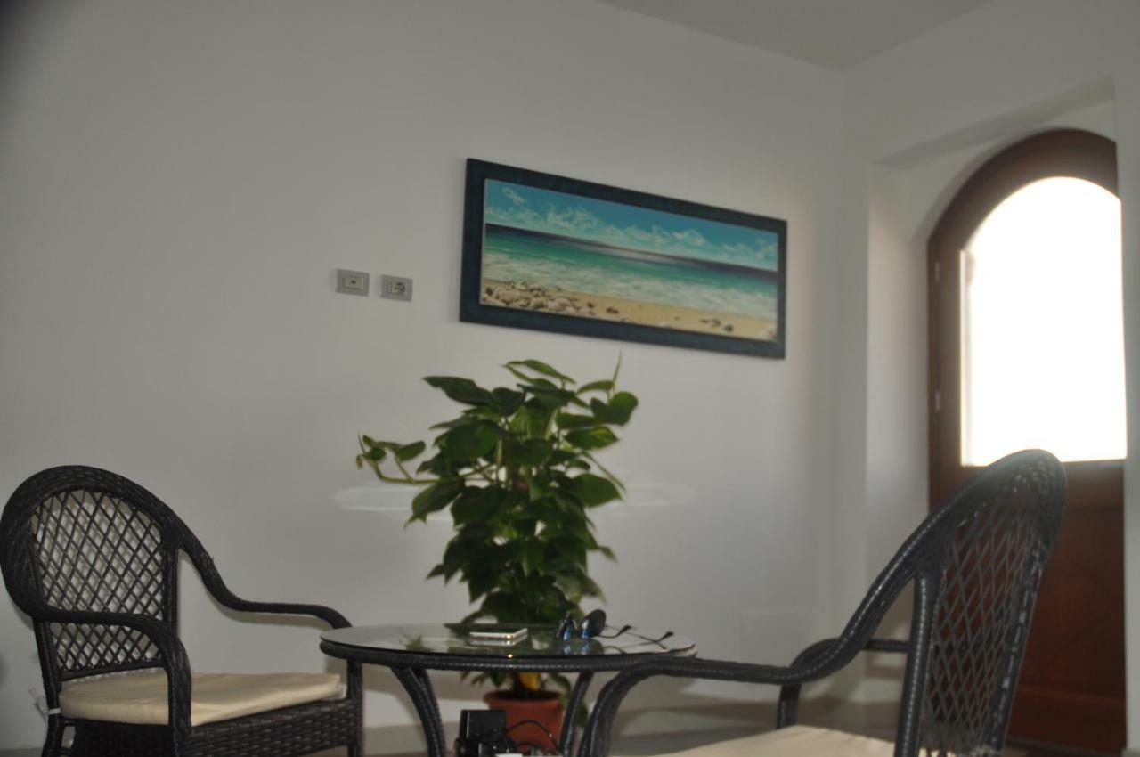 Suites De Mar Santa Teresa Gallura Kültér fotó